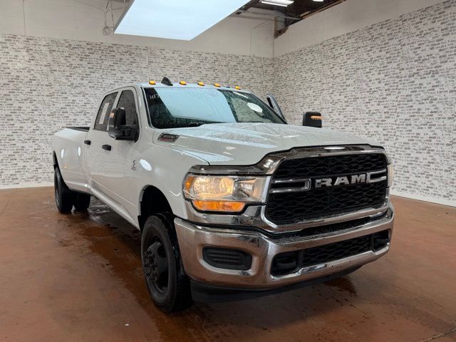 2023 RAM 3500 Tradesman 4X4 Crew Cab LWB's photo