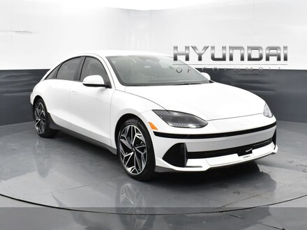 2025 Hyundai IONIQ 6 SEL Sedan