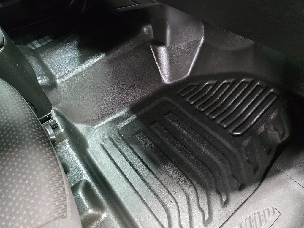 2024 GMC Sierra 3500HD Pro - Photo 14