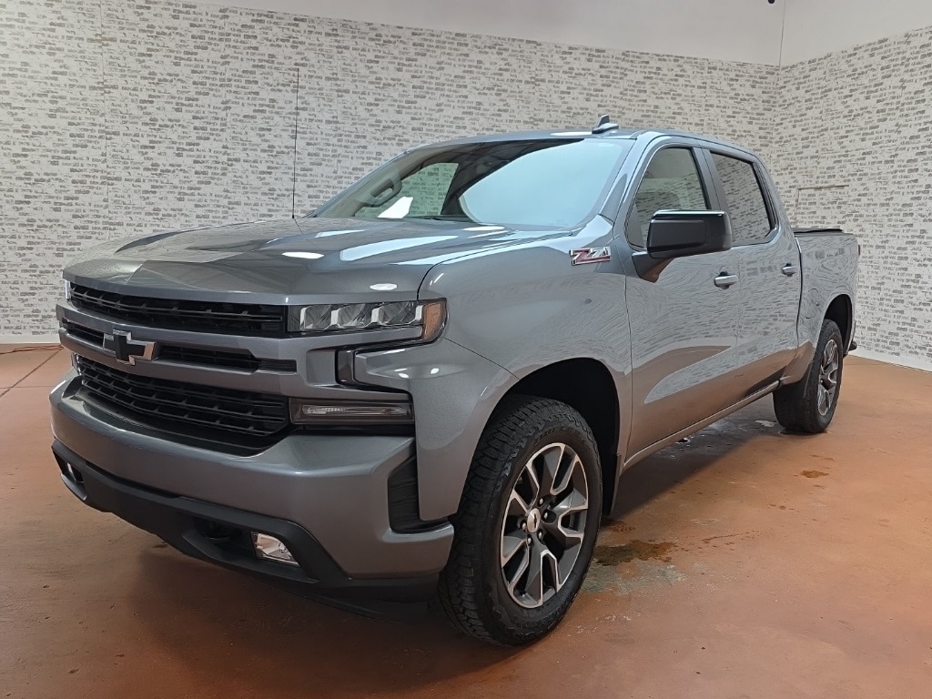 2020 Chevrolet Silverado 1500 RST photo 2