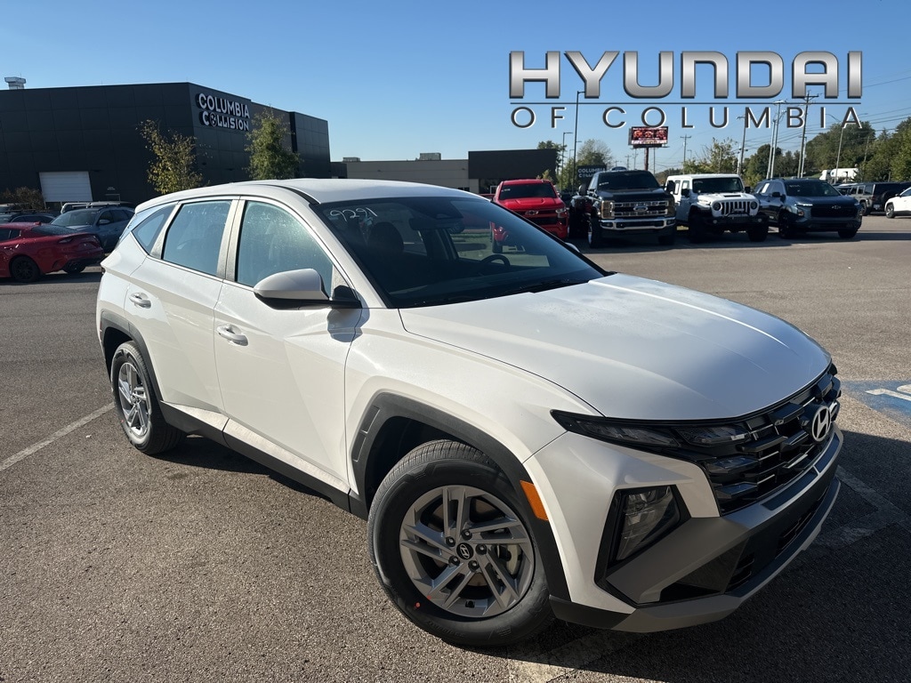 2026 Hyundai Tucson SE's photo