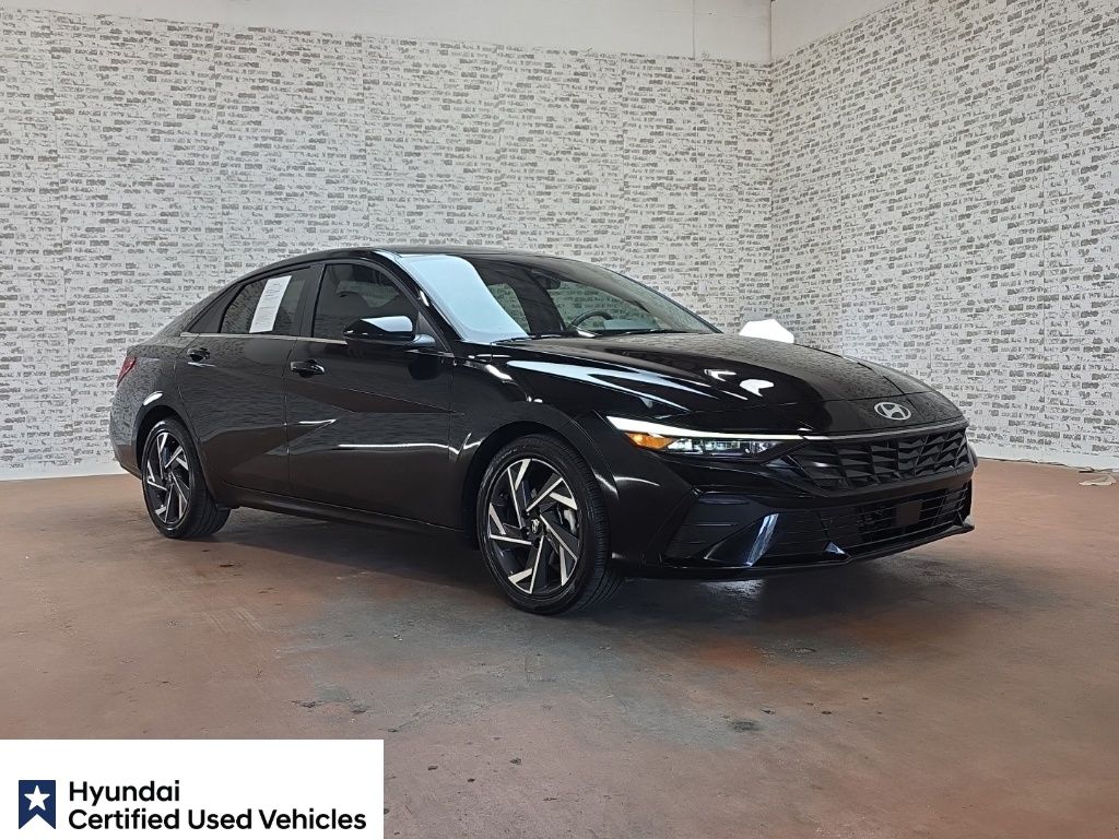 2025 Hyundai Elantra 2.0 SEL Convenience IVT's photo
