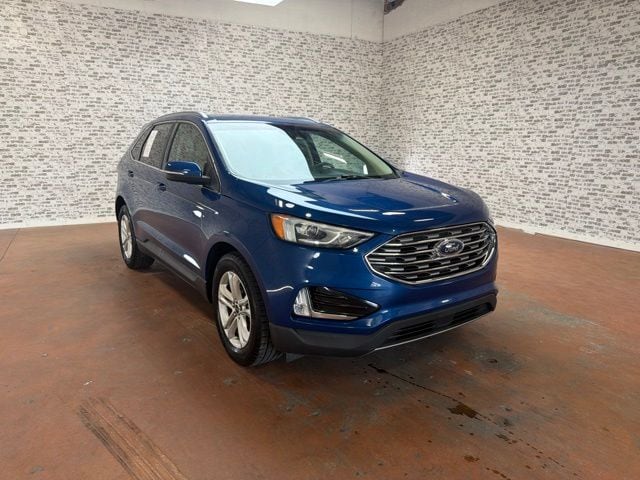 2020 Ford Edge SEL's photo