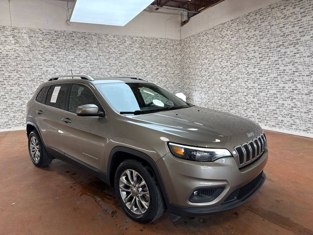 2019 Jeep Cherokee Latitude Plus's photo