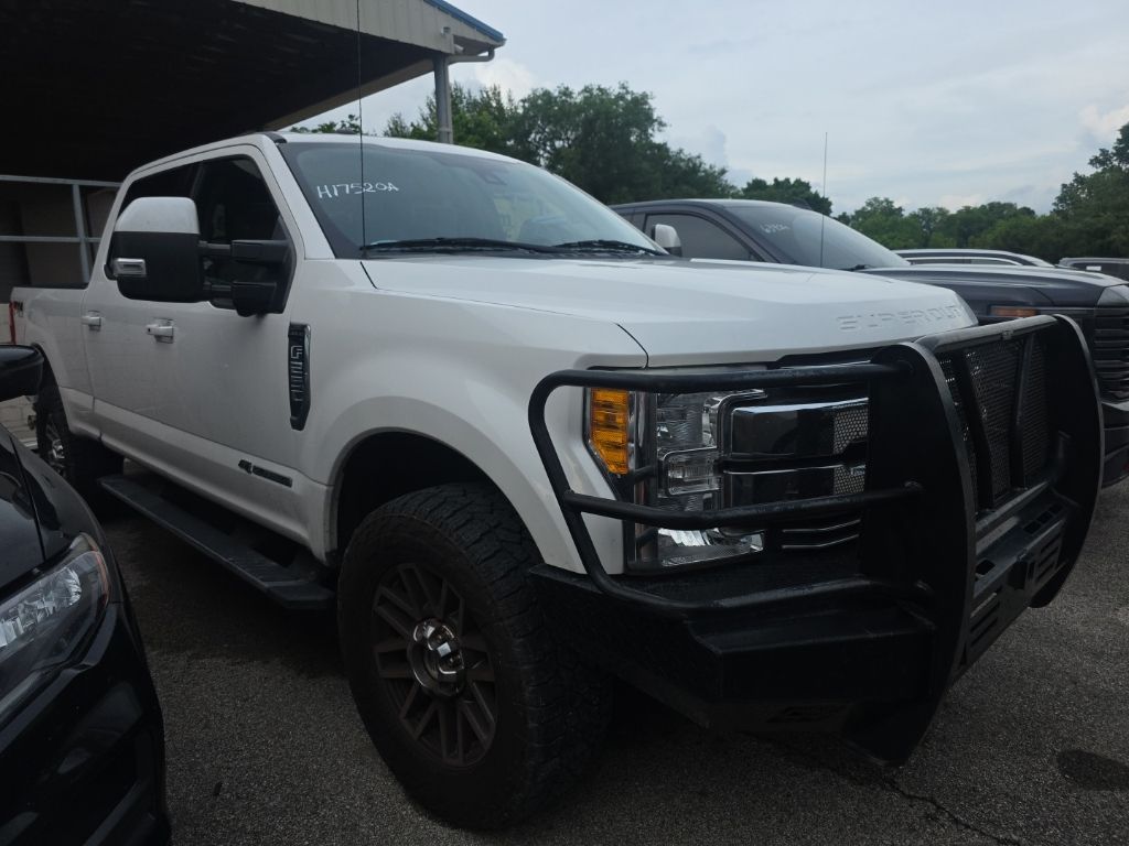 2017 Ford F-250 Lariat 4x4 Crew Cab 6-3/4' Box's photo
