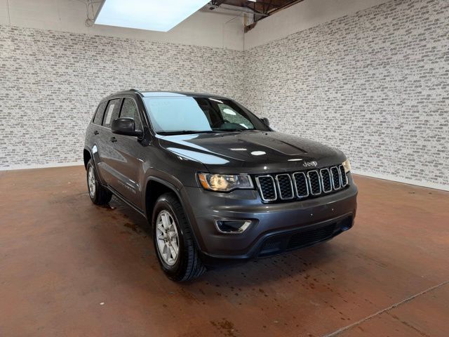 2018 Jeep Grand Cherokee Laredo E 4WD's photo
