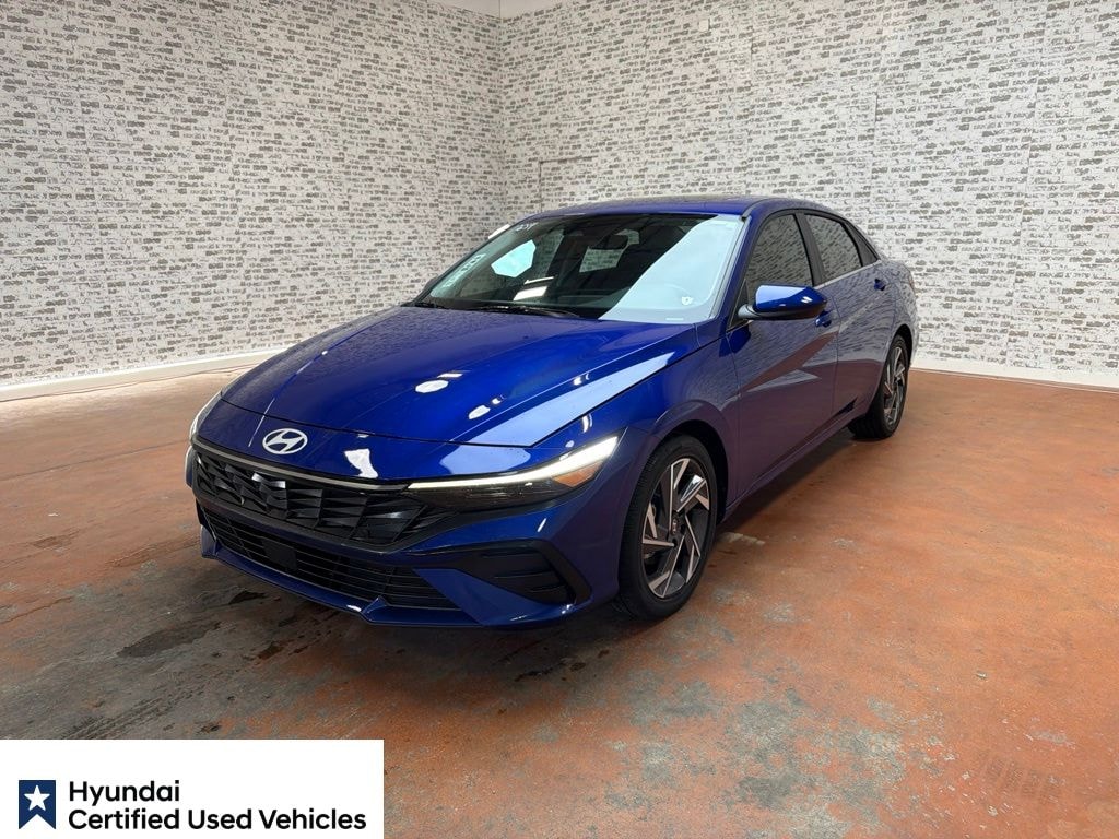 Certified 2025 Hyundai Elantra SEL Convenience Sedan