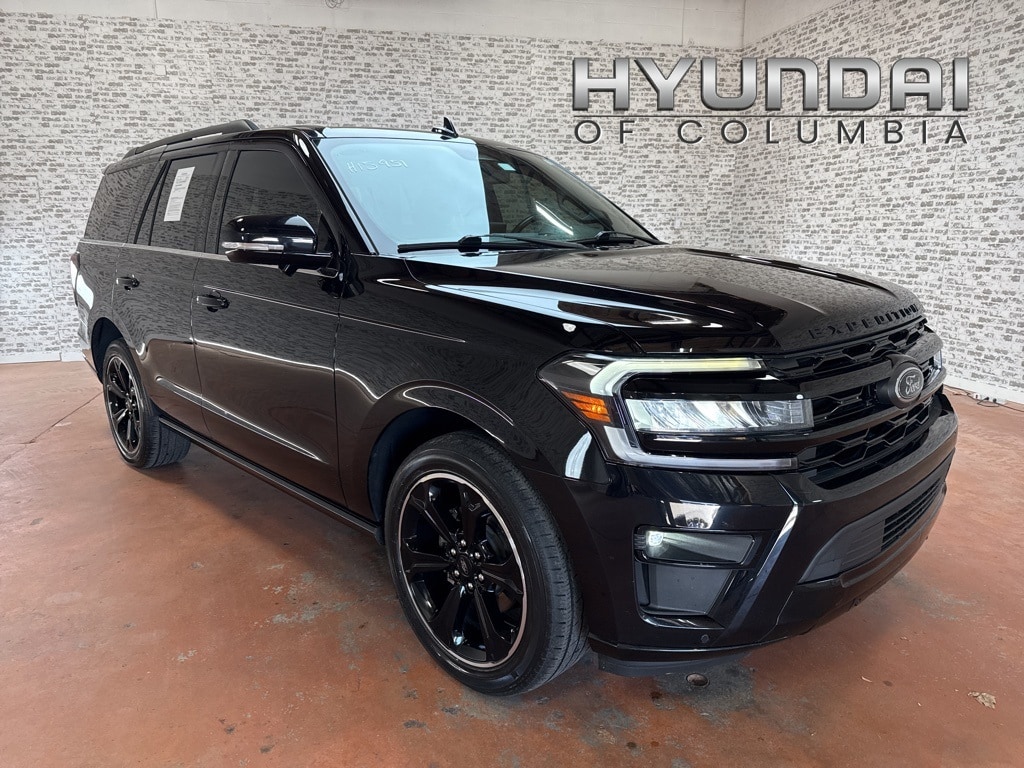 2023 Ford Expedition Limited's photo