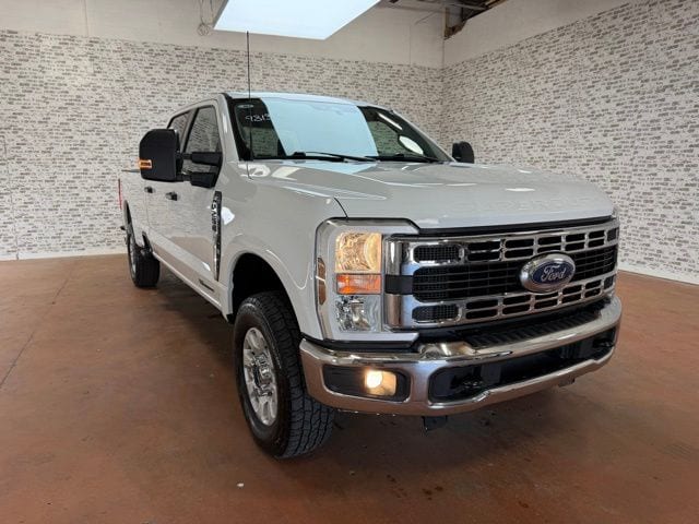 2024 Ford F-250 XLT 4x4 Crew Cab 8' Box's photo
