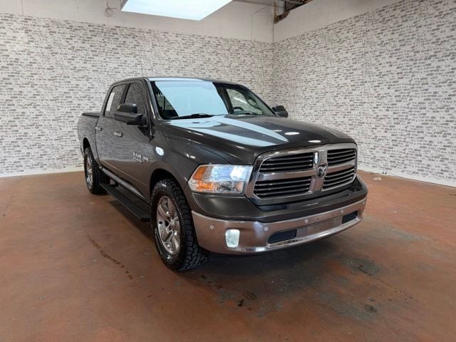 2016 RAM 1500 Big Horn 4x4 Crew Cab 5'7's photo