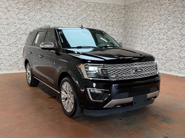 2018 Ford Expedition Platinum's photo