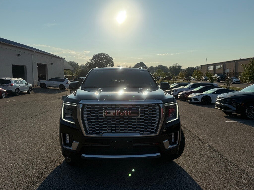 2023 Gmc Yukon Denali photo 2