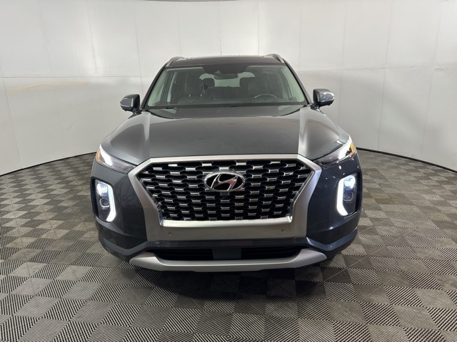 Used 2021 Hyundai Palisade Limited with VIN KM8R5DHE6MU185617 for sale in Columbus, IN