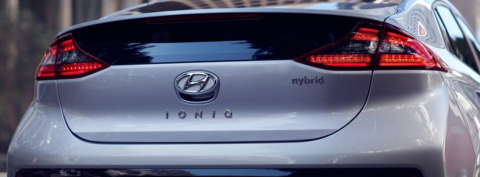 What Sets Hyundai's New Hybrid Apart Hyundai Ioniq Hybrid