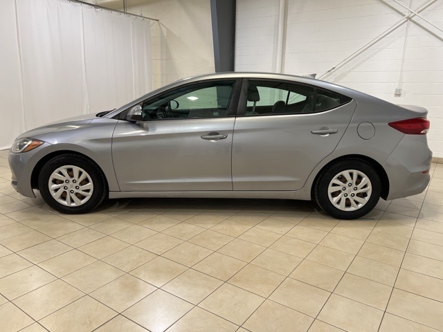 Used 2017 Hyundai Elantra SE with VIN 5NPD74LF4HH085444 for sale in Cottonwood, AZ