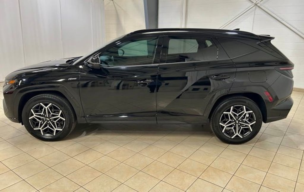 Used 2024 Hyundai Tucson Hybrid N Line SUV