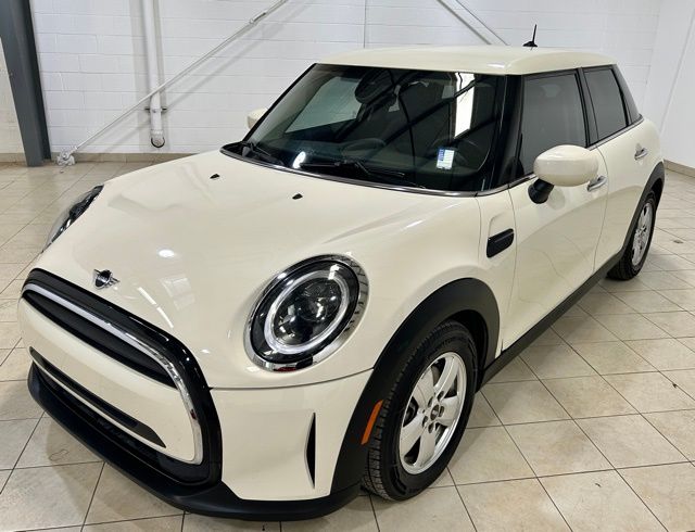 2022 MINI Hardtop's photo