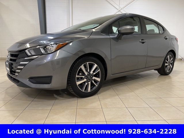 2023 Nissan Versa Sedan SV