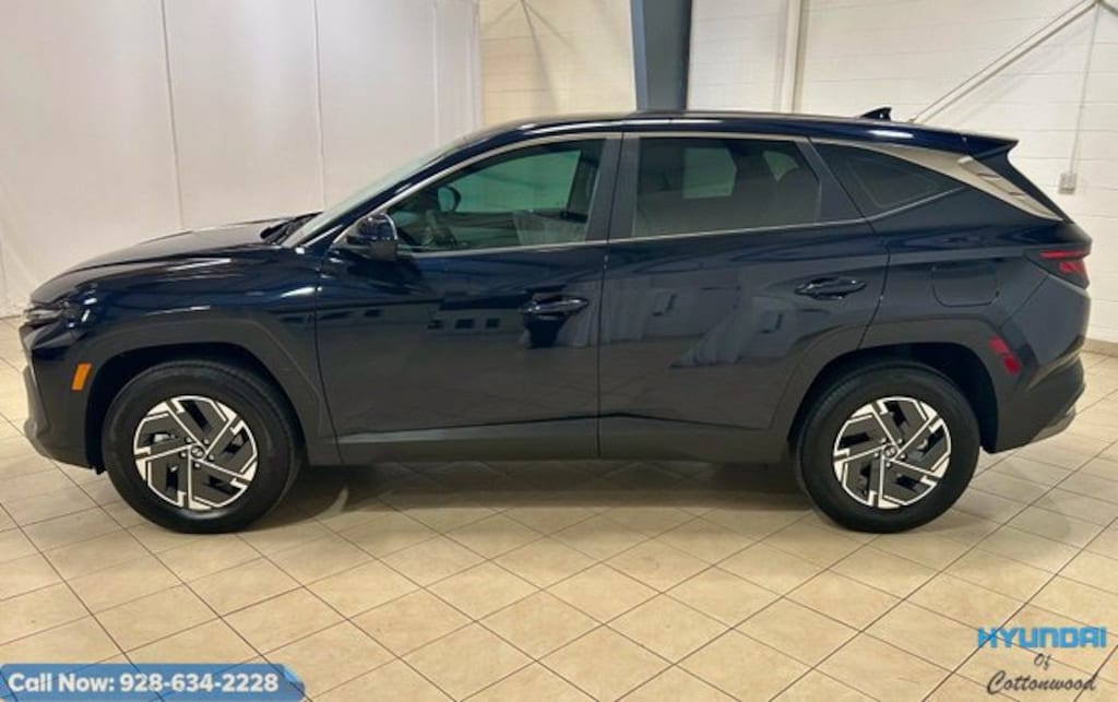 Used 2026 Hyundai Tucson Hybrid Blue SE SUV
