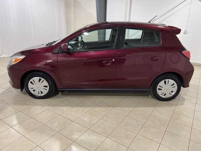 2022 Mitsubishi Mirage ES photo 2
