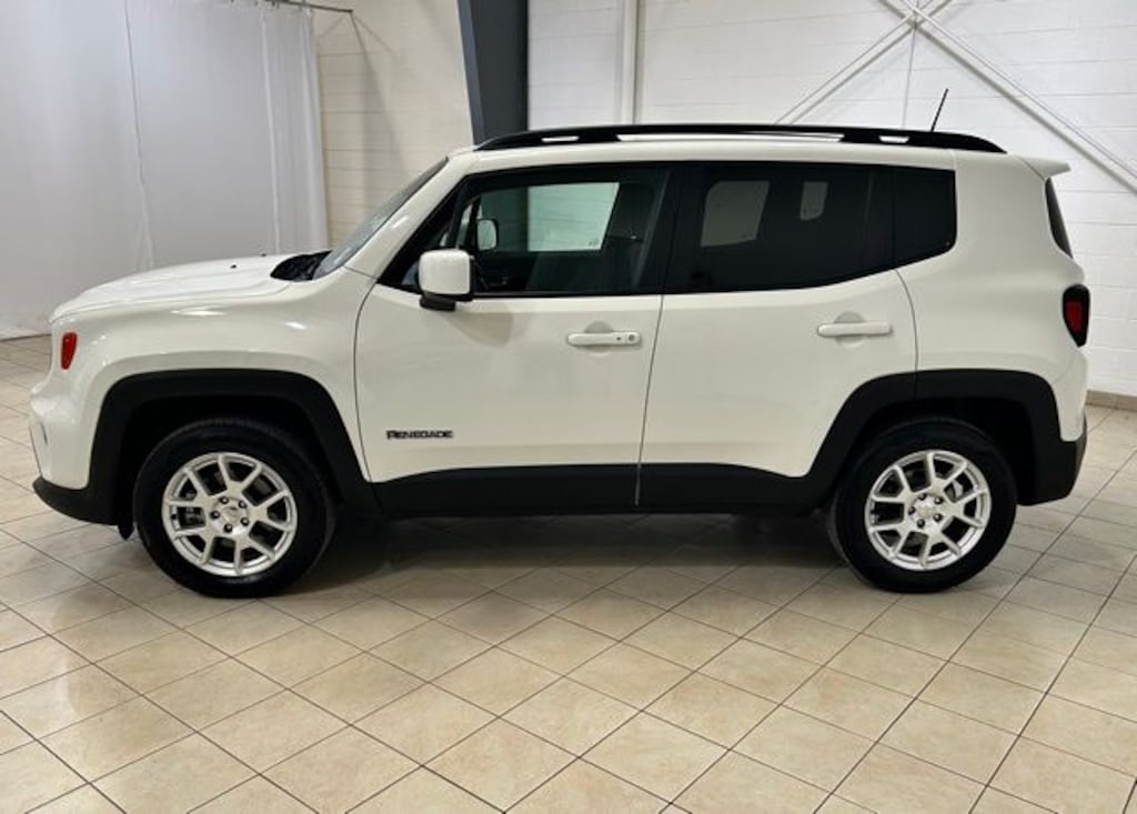 Used 2021 Jeep Renegade Latitude SUV