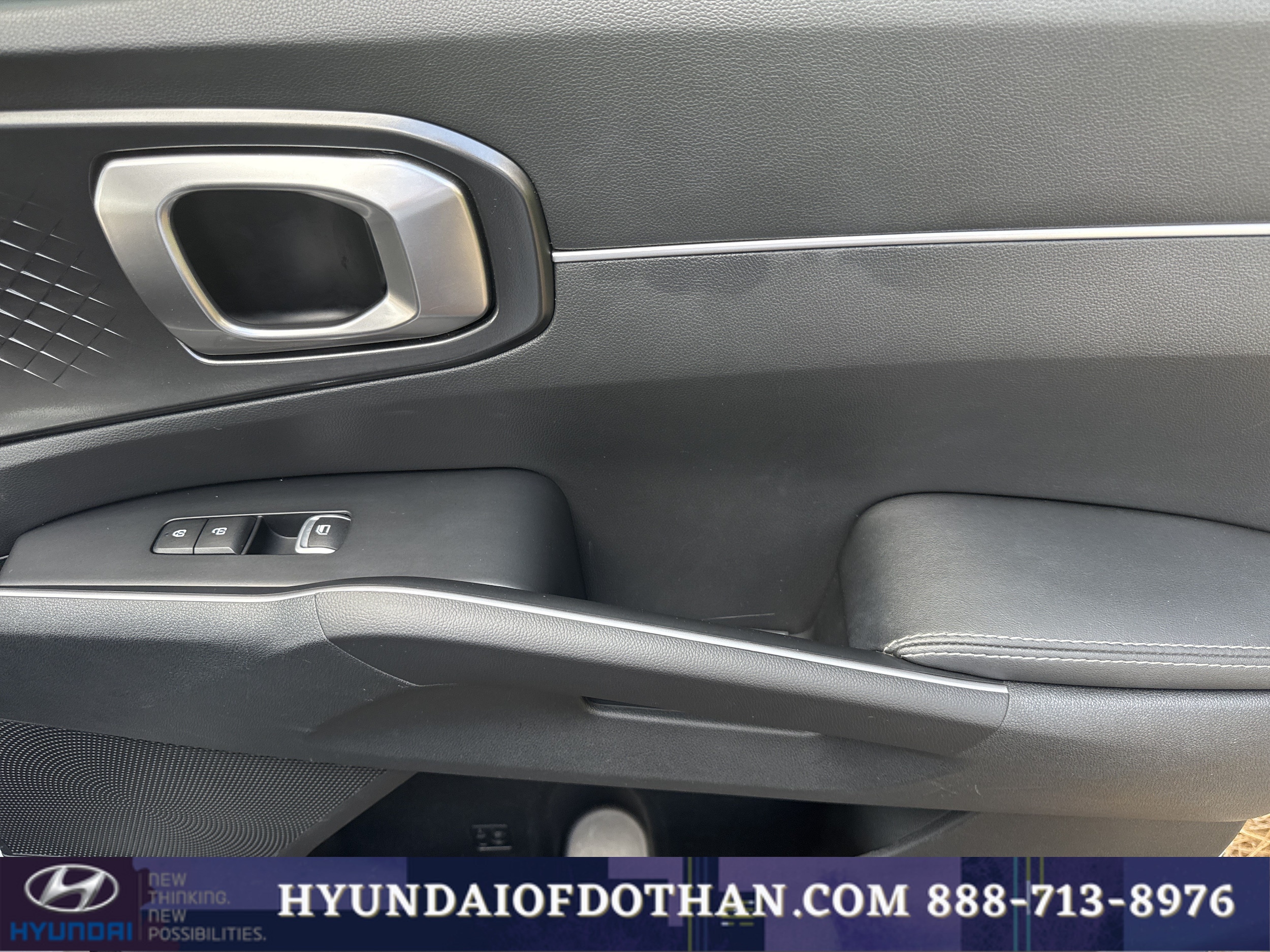 2023 Kia Sorento S - Photo 17