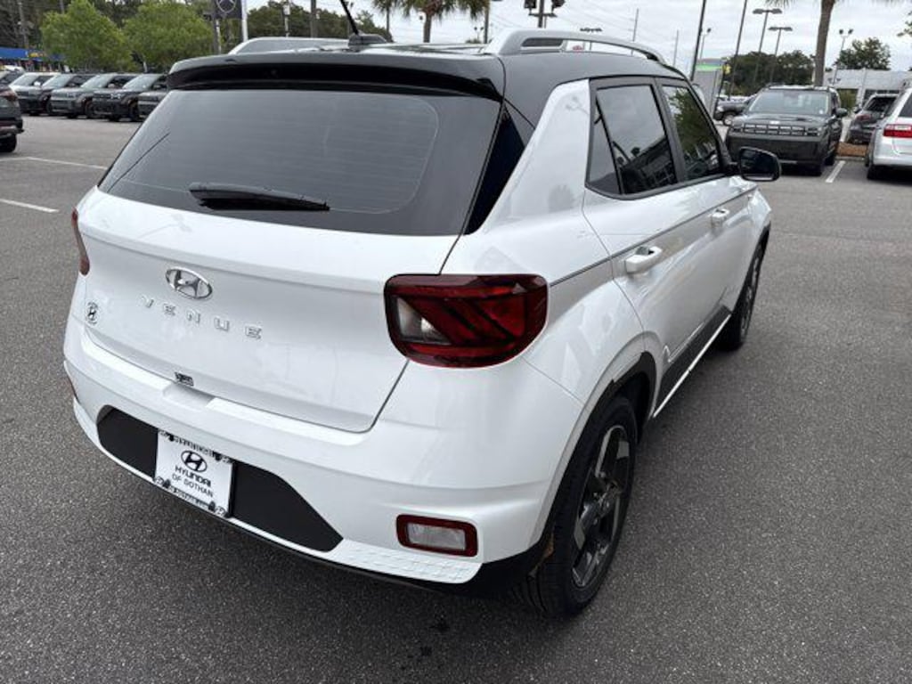 New 2026 Hyundai Venue SEL SUV