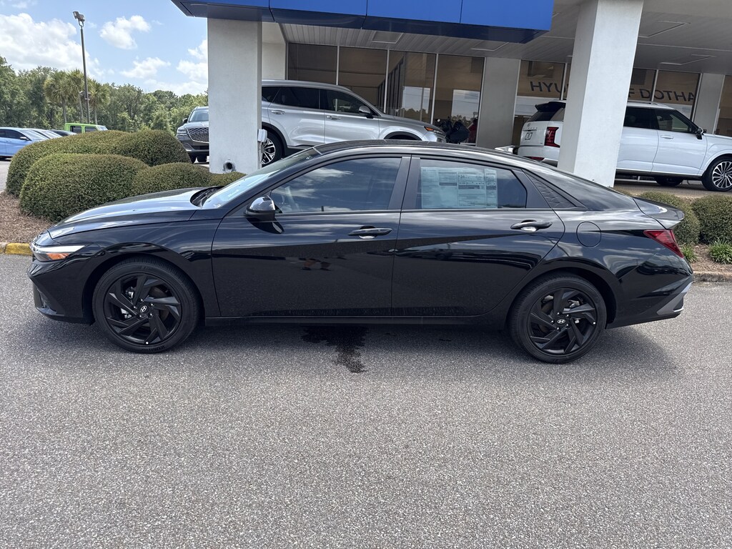 New 2026 Hyundai Elantra SEL Sport Sedan