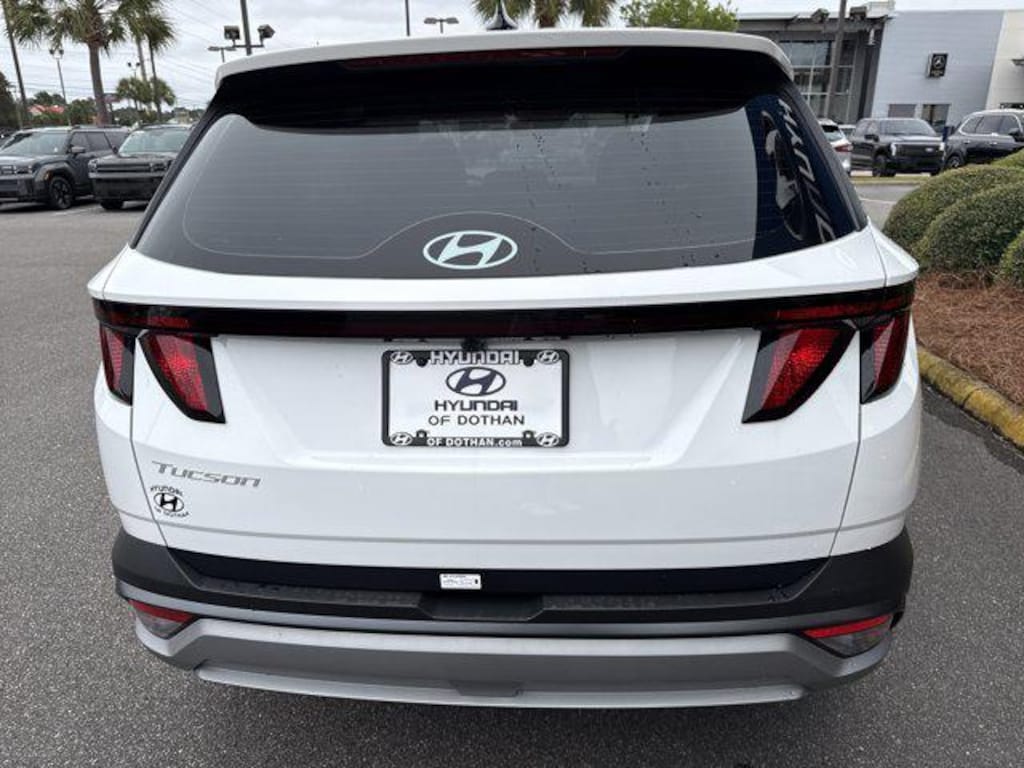 New 2026 Hyundai Tucson SE FWD SUV