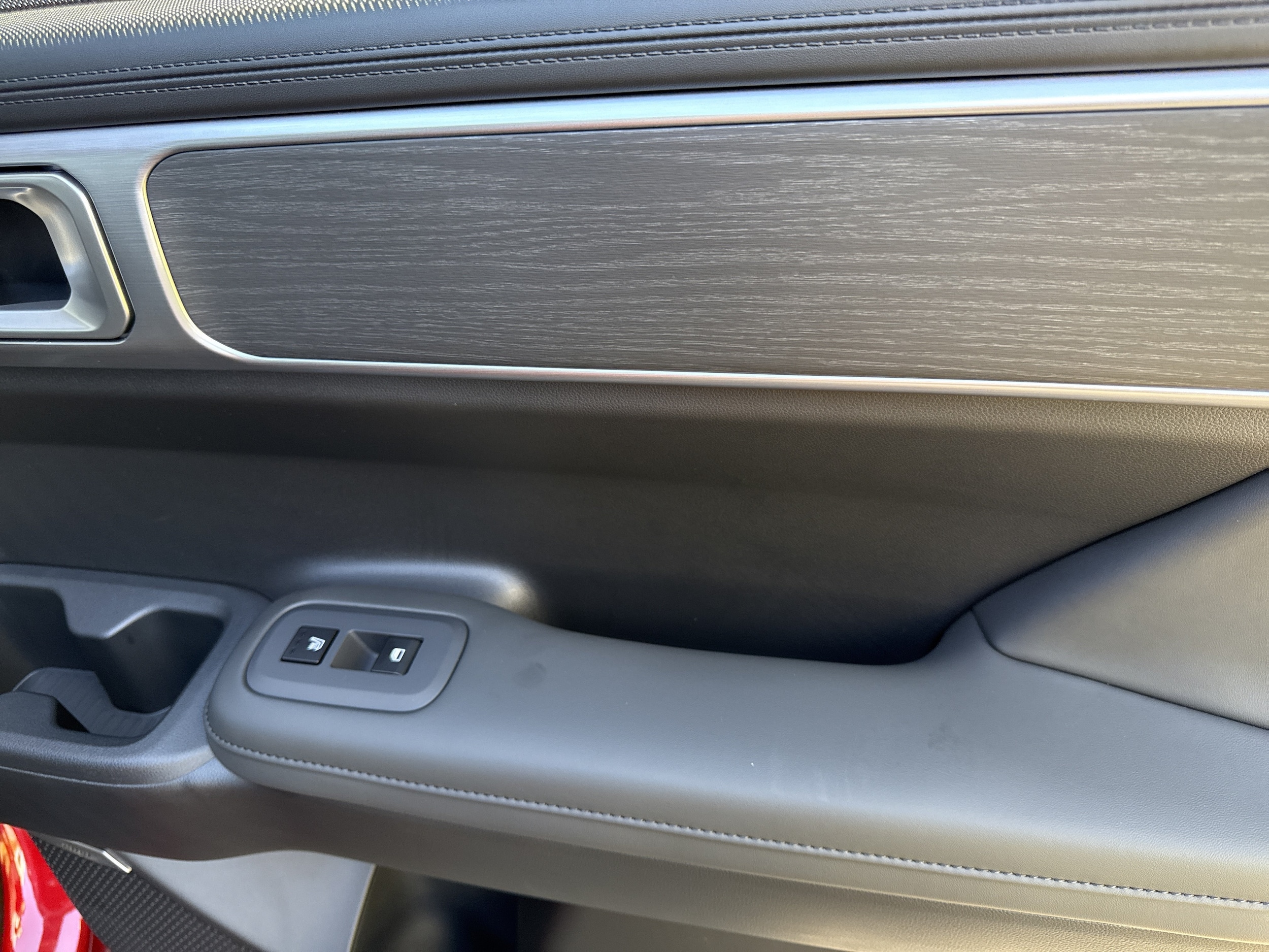 2026 Hyundai Santa Fe Limited - Photo 16