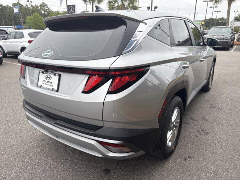 New 2026 Hyundai Tucson SE FWD SUV