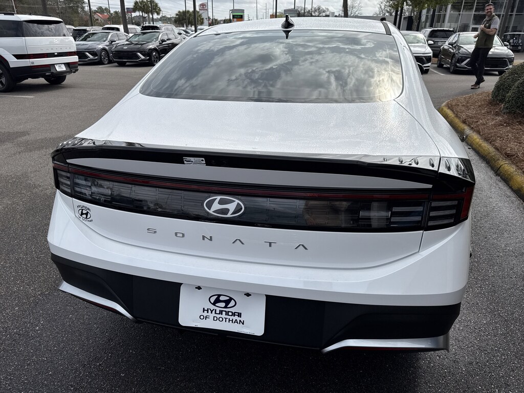 New 2026 Hyundai Sonata SE Sedan
