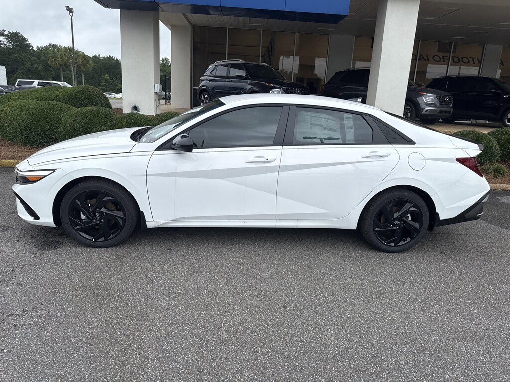 New 2026 Hyundai Elantra SEL Sport Sedan