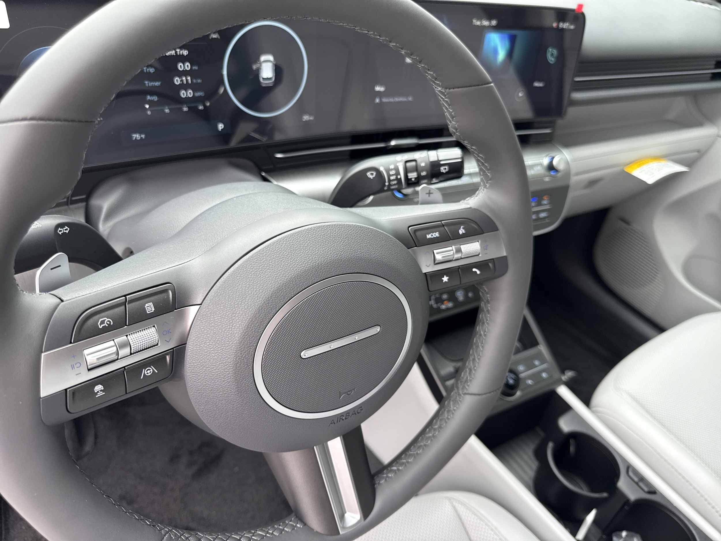 2026 Hyundai Kona Limited - Photo 8