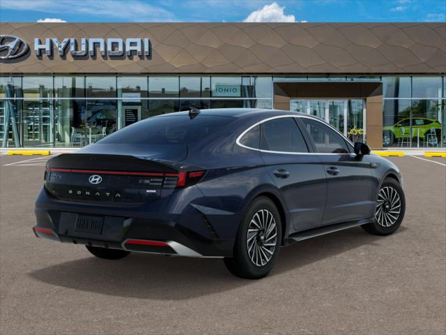 2025 Hyundai Sonata Hybrid Limited photo 4