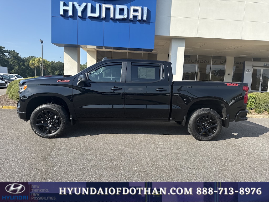 Used 2025 Chevrolet Silverado 1500 LT Trail Boss Truck Crew Cab