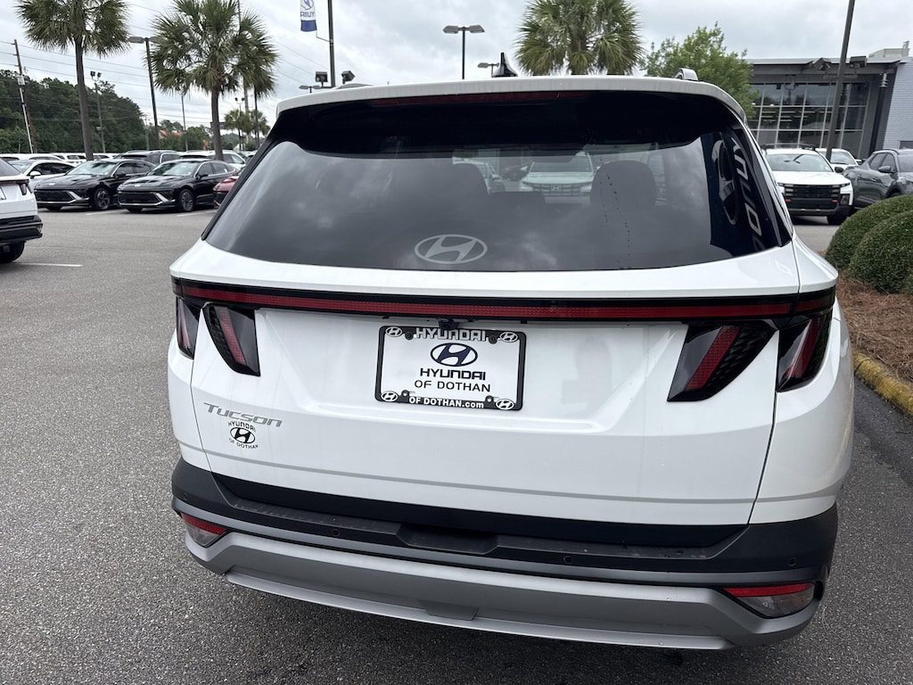 New 2026 Hyundai Tucson Limited FWD SUV
