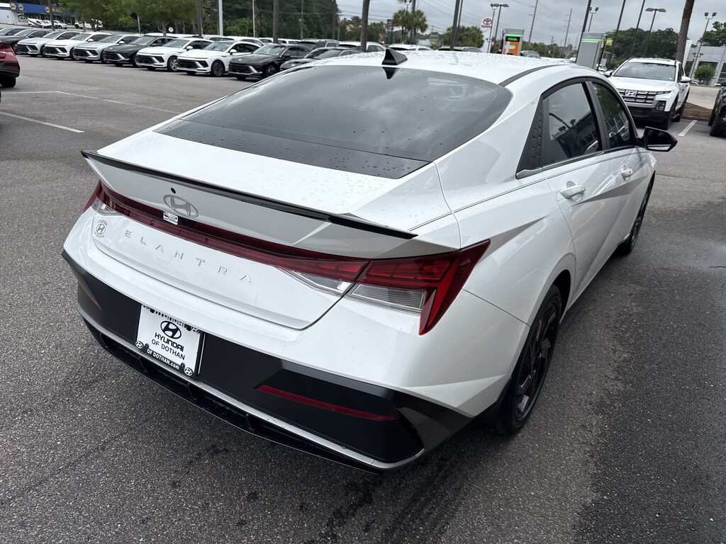 New 2026 Hyundai Elantra SEL Sport Sedan