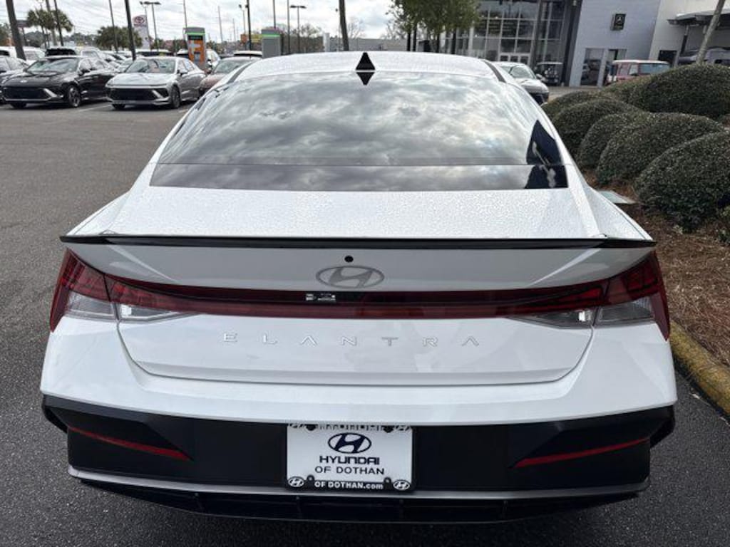 New 2026 Hyundai Elantra SEL Sport Premium Sedan