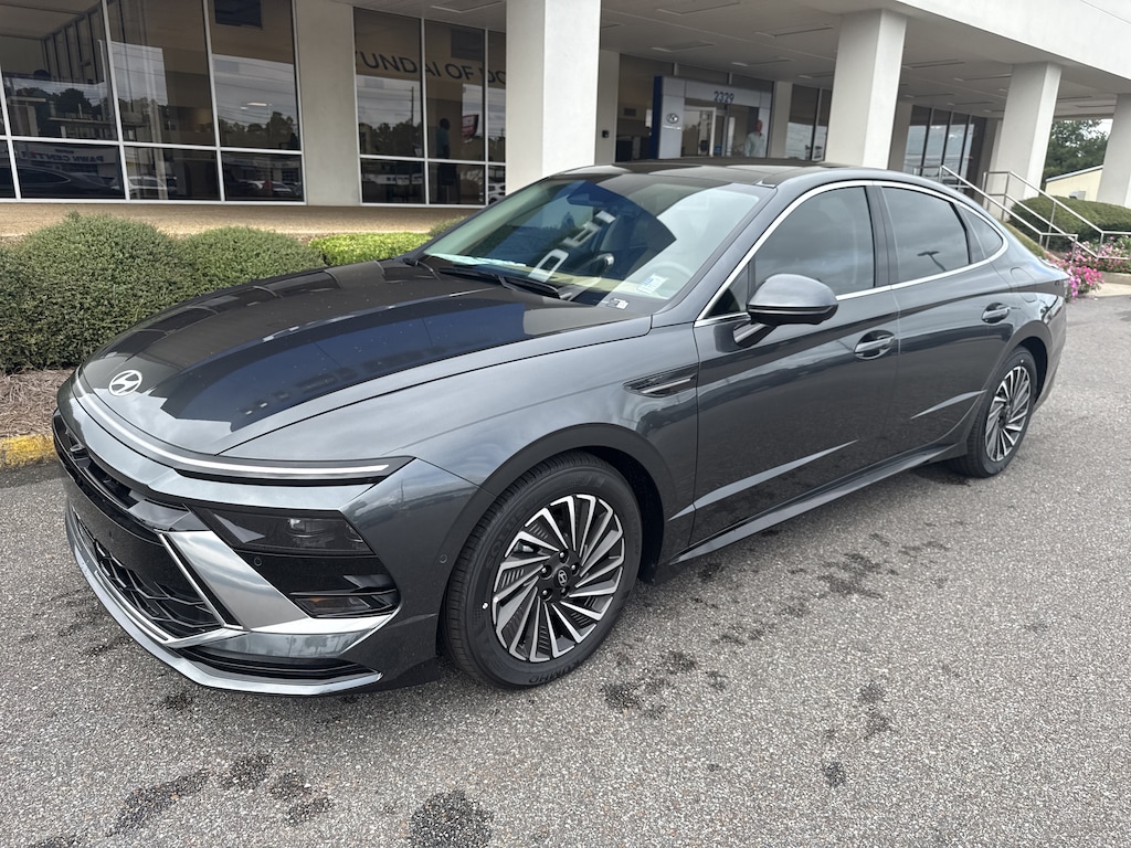 New 2026 Hyundai Sonata Hybrid Limited Sedan