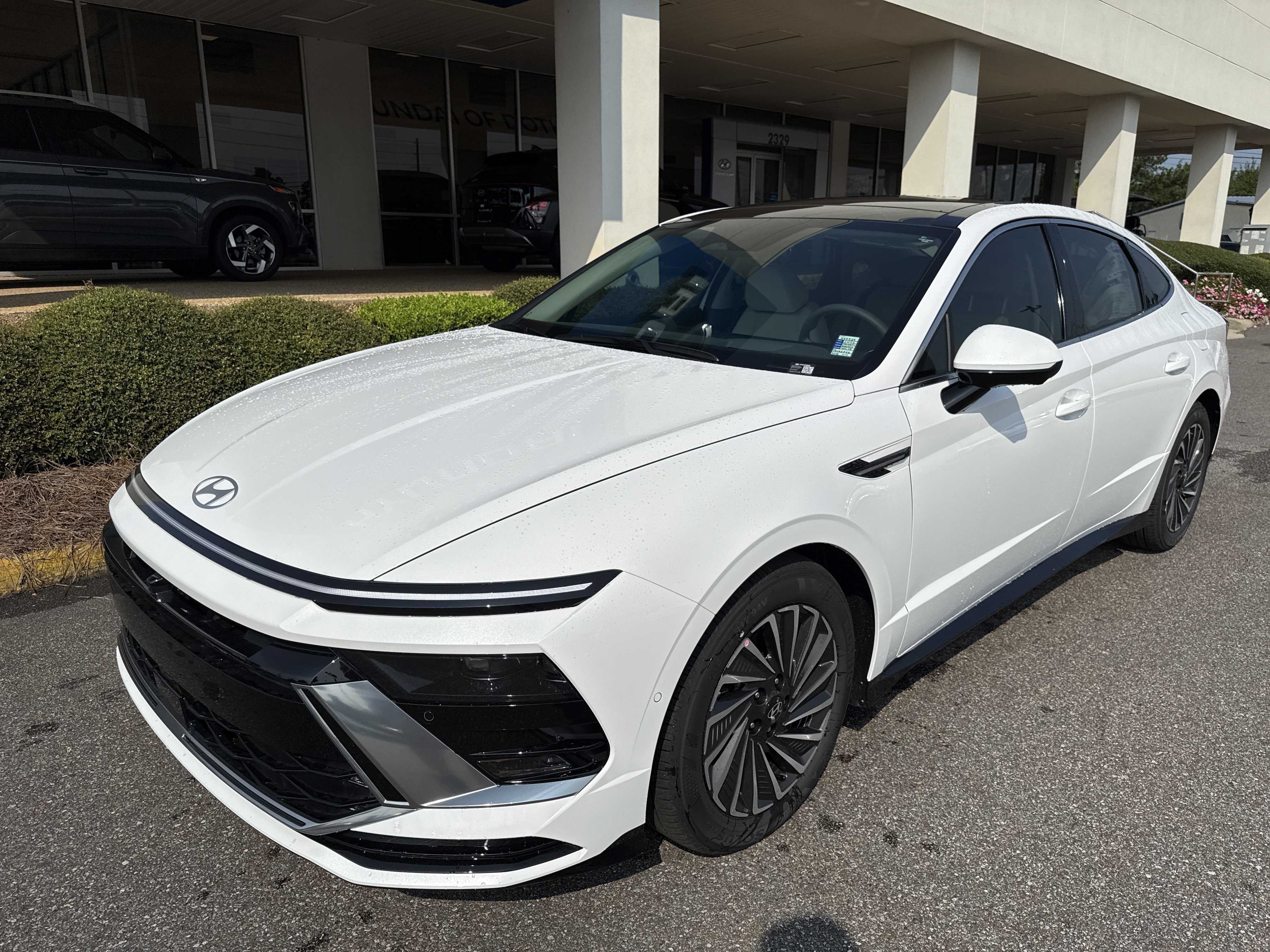2026 Hyundai Sonata Hybrid Limited Sedan