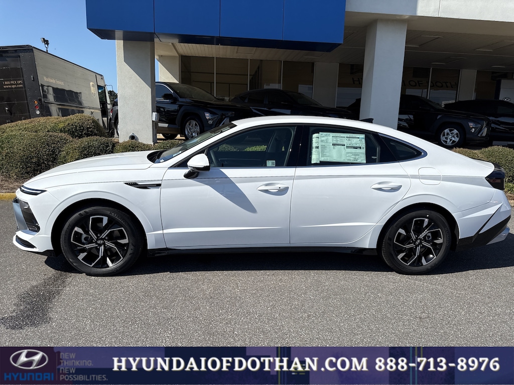 Certified 2025 Hyundai Sonata SEL Sedan