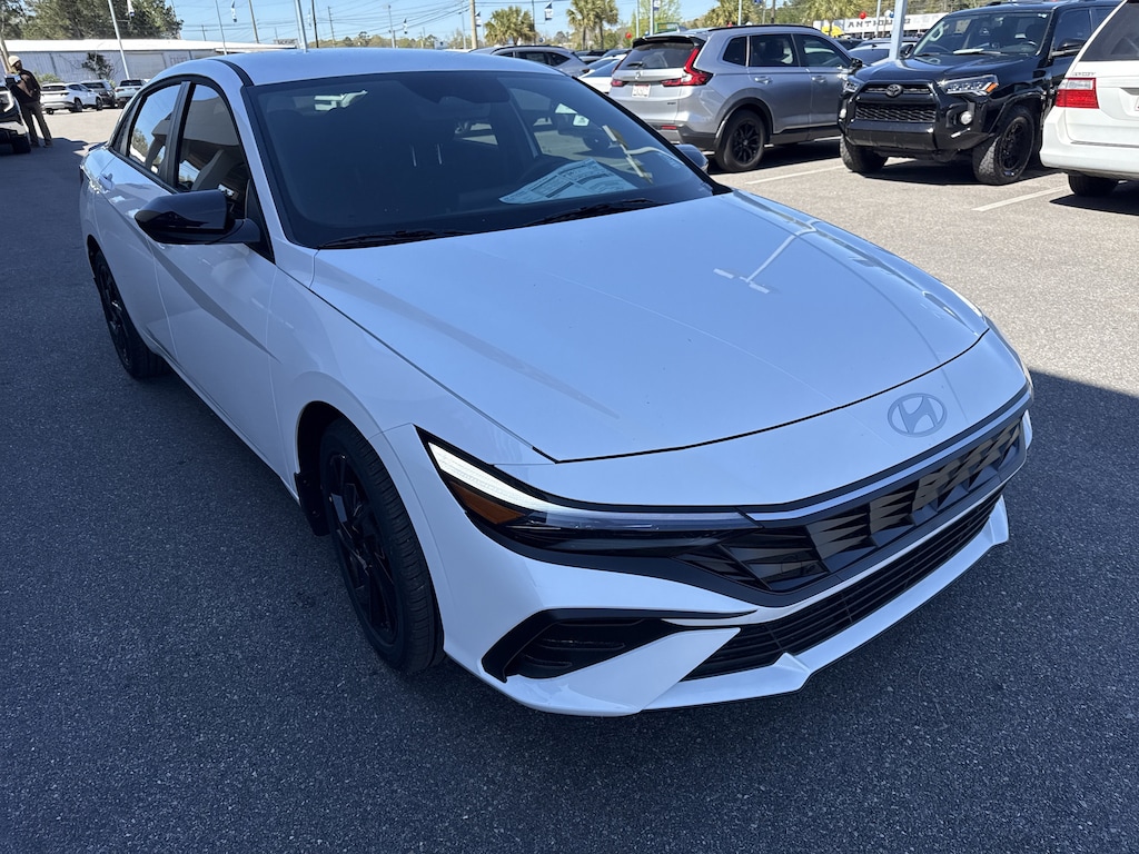 New 2026 Hyundai Elantra SEL Sport Sedan