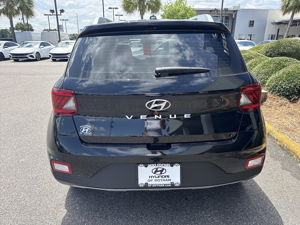 New 2026 Hyundai Venue SEL SUV