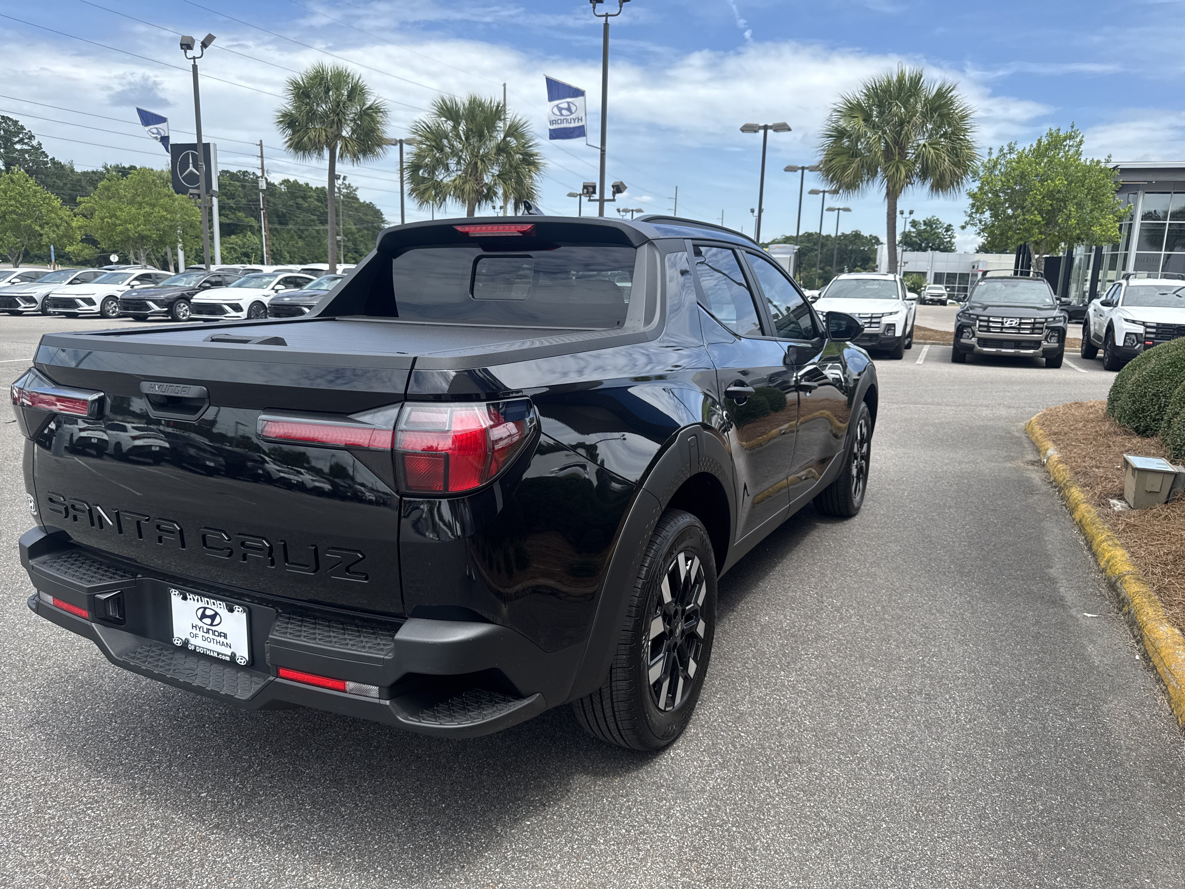 New 2026 Hyundai Santa Cruz SEL Activity FWD Truck Crew Cab