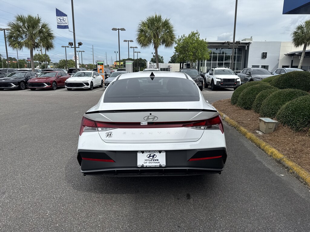 New 2026 Hyundai Elantra SEL Sport Sedan