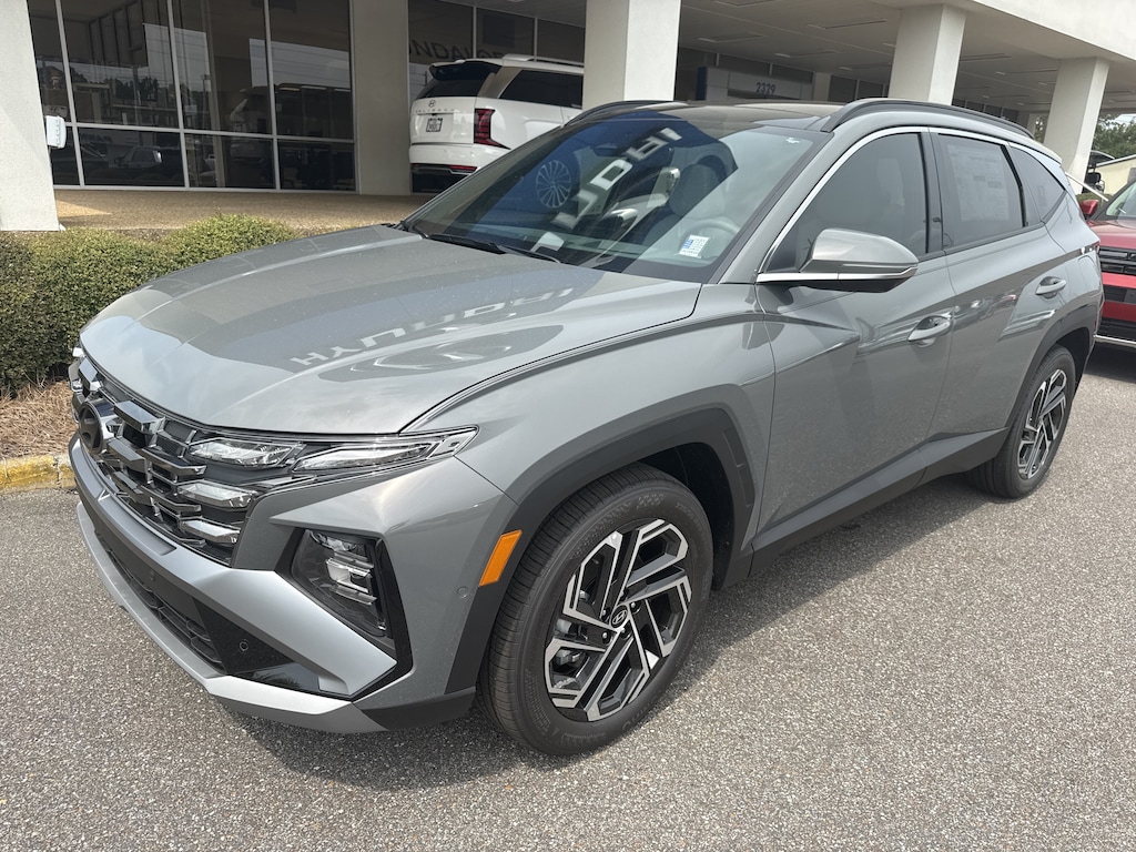New 2026 Hyundai Tucson Limited FWD SUV