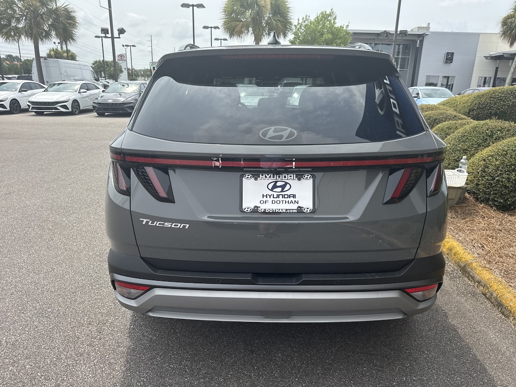 New 2026 Hyundai Tucson Limited FWD SUV