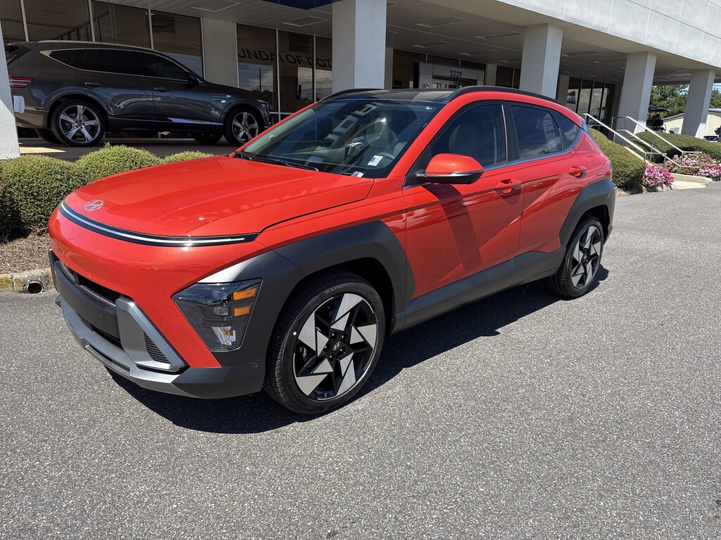 New 2026 Hyundai Kona Limited FWD SUV