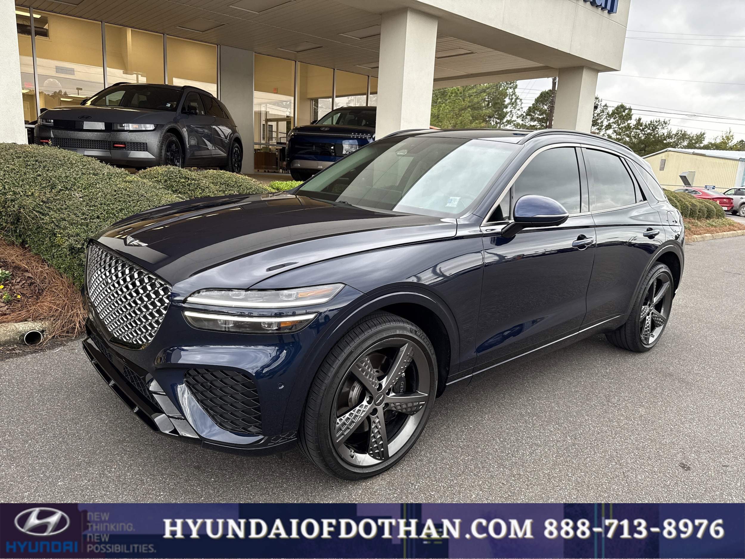 2023 GENESIS GV70 Sport's photo